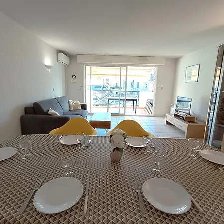 Le Magellan-2 By Interhome Saint-Raphaël